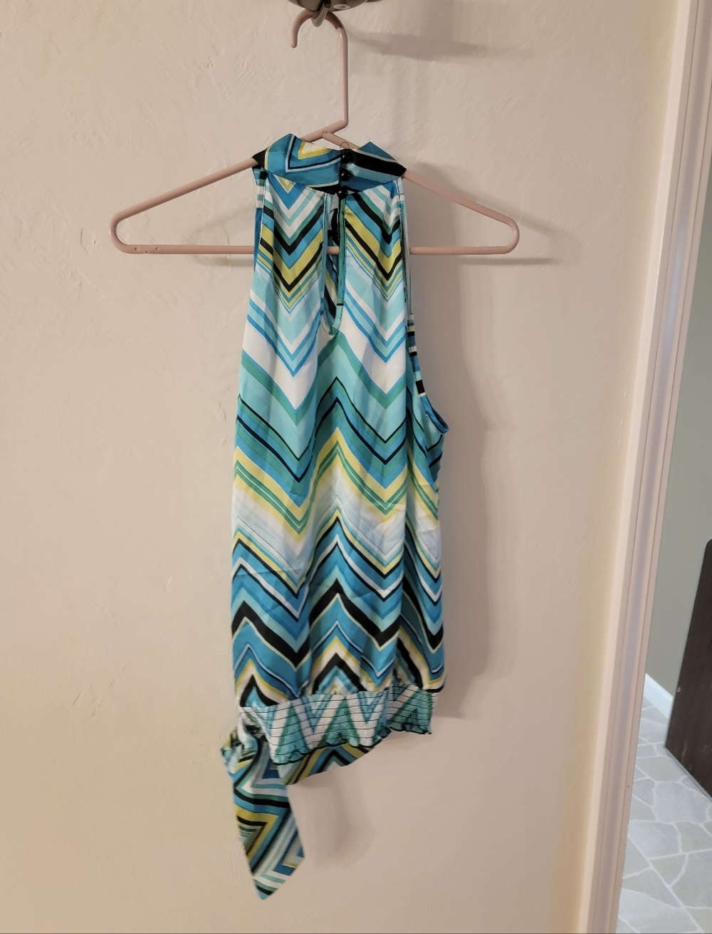 Sleeveless Chevron Halter Top - Blue/Green
